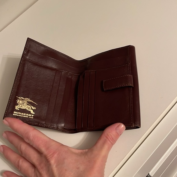 Burberry wallet - Picture 3 of 11